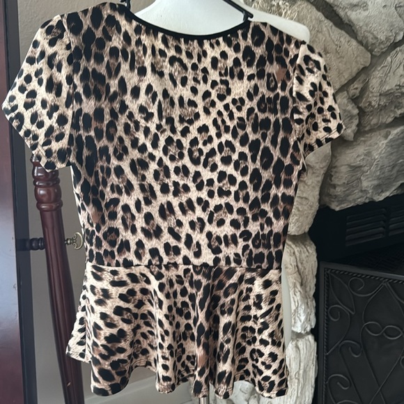 Top - Picture 4 of 4